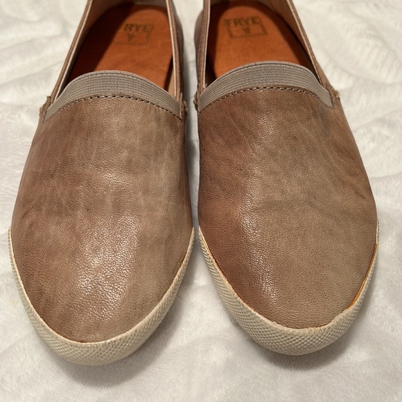 Frye Shoes - Picture 8 of 13